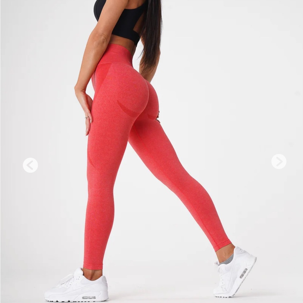 NVGTN Candy Apple Contour Seamless Leggings